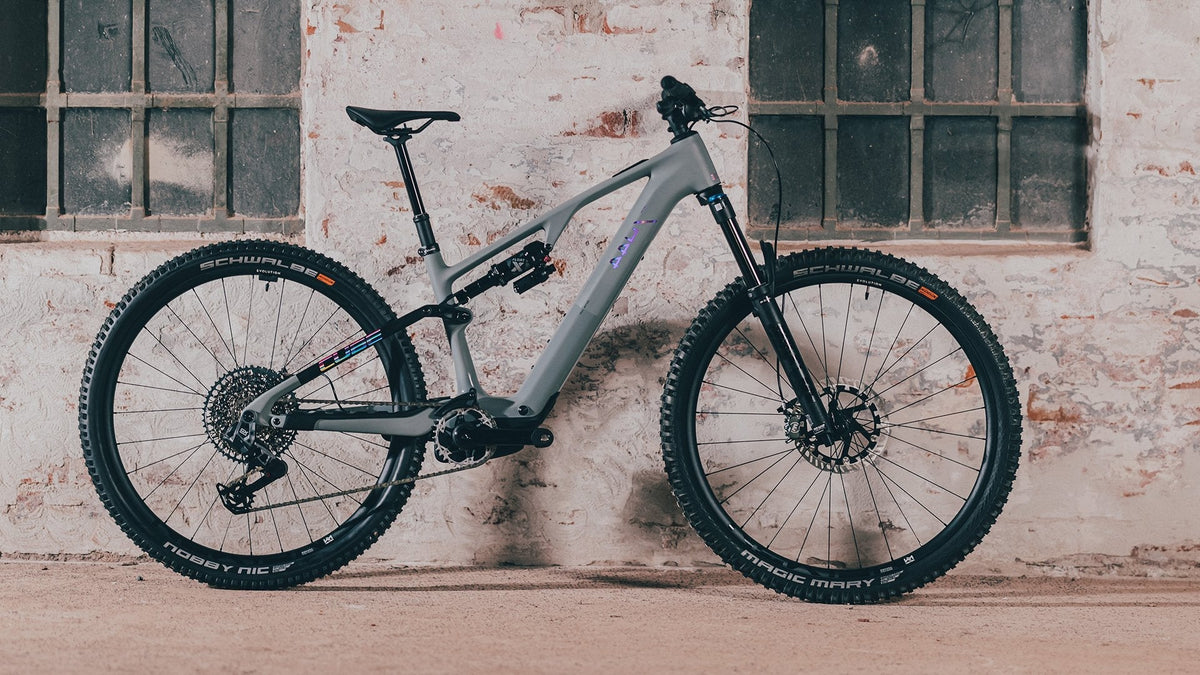 CUBE AMS Hybrid 144 C:68X TM 400X 29 swampgrey & purplereflex